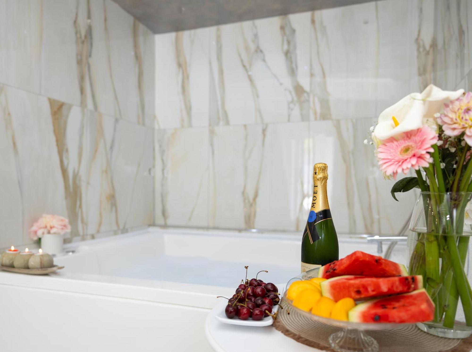 أنغري La Perla Luxury Rooms المظهر الخارجي الصورة