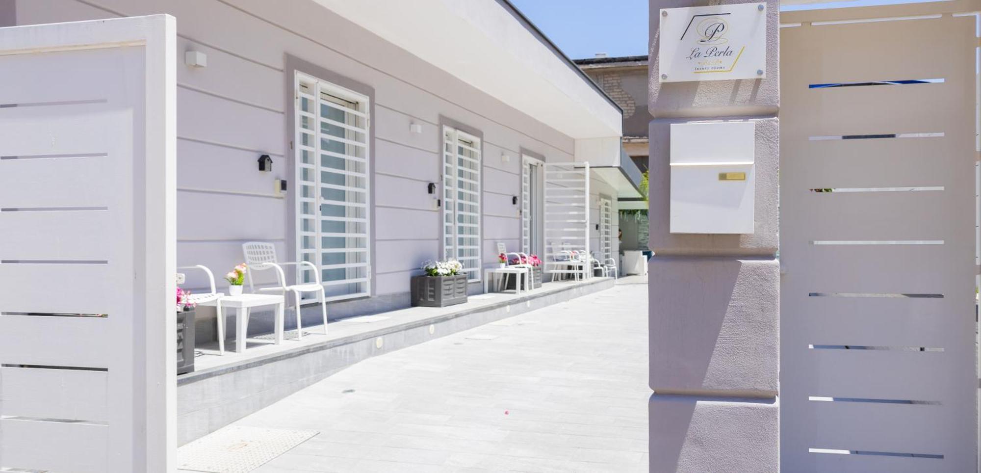 أنغري La Perla Luxury Rooms المظهر الخارجي الصورة