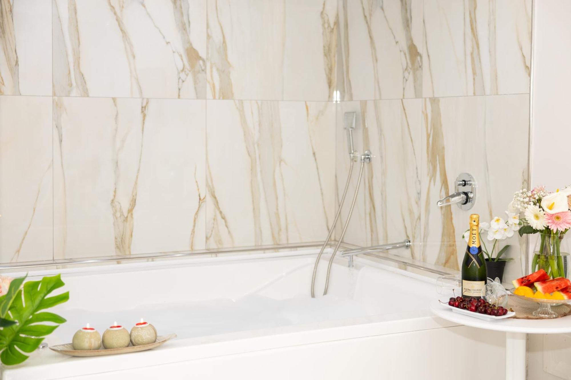 أنغري La Perla Luxury Rooms المظهر الخارجي الصورة